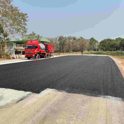 Réalisation de couches d’accrochages sur chantiers routiers – CTP Constructeur